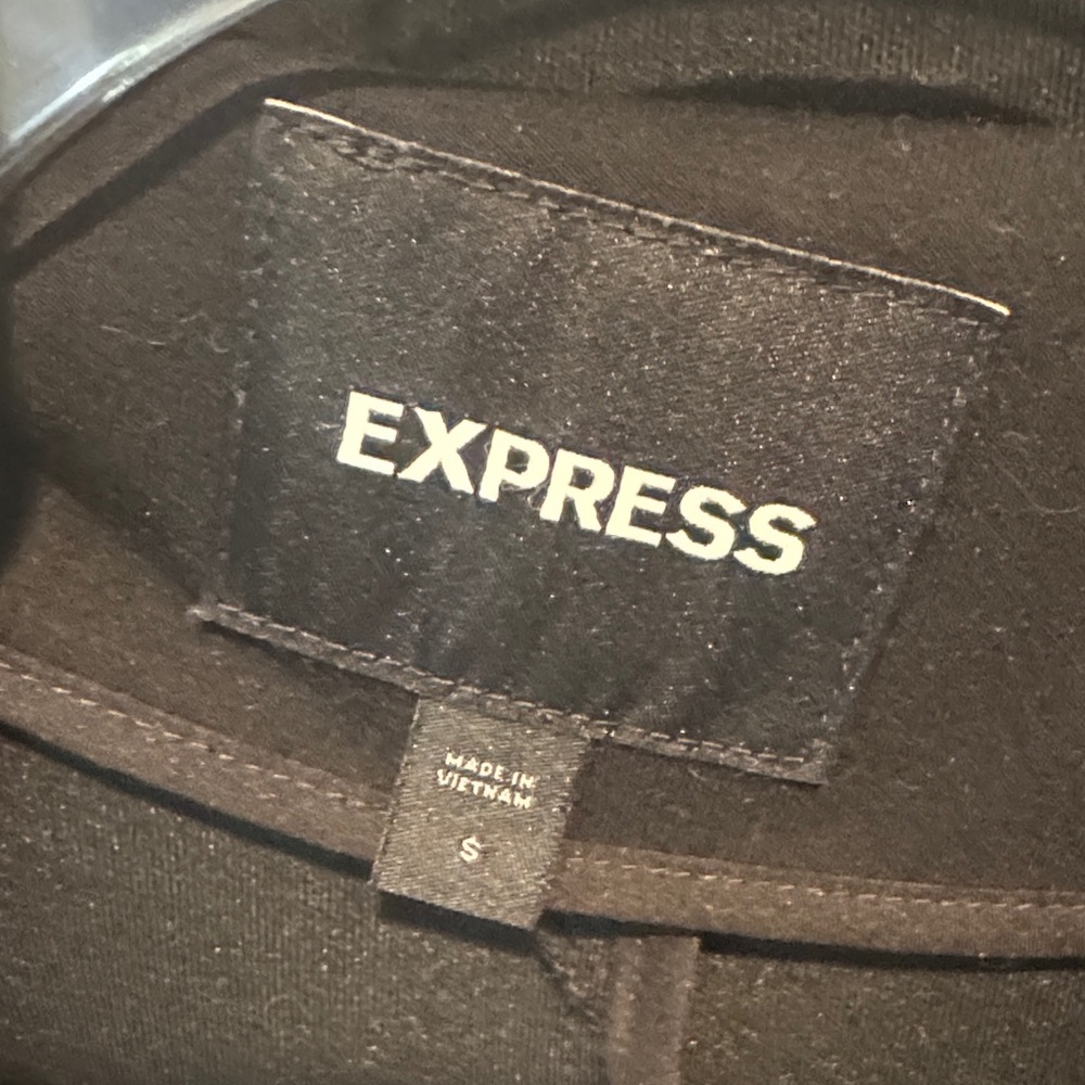 Express Black Jacket - Picture 2 of 5